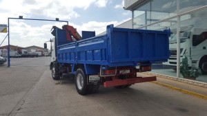 Entrega de camión IVECO ML180E27 con caja volquete y grúa, para Peter de Alicante.