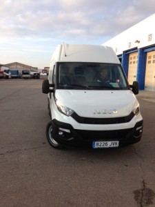 Entrega de furgoneta nueva  IVECO Daily 35S15V de 12m3.