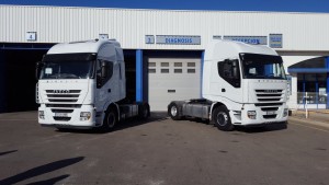 Entrega de dos tractoras IVECO AS440S46TP para Sevilla.