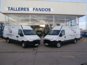 Entrega de 2 furgones IVECO 35S15V en Zaragoza