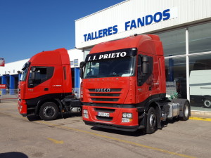 Entrega de 2 cabezas tractoras IVECO AS440S42TP