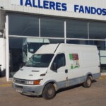 Entrega de furgoneta de ocasión IVECO en Barcelona.