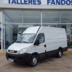 Entrega de furgón de ocasión IVECO para nuestros amigos de   Perales de Alfambra en Teruel.