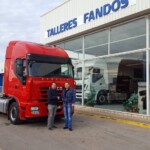 Entrega de tractora de ocasión IVECO AS440S46TP a Petru de Gerona.